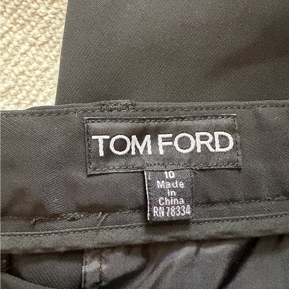 Tom Ford Women’s Pleated Black Trousers (Size 10P) - Picture 8 of 13
